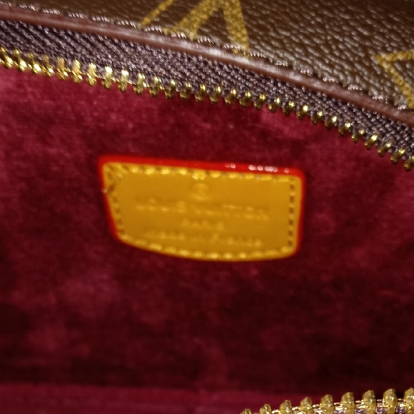 Louis Vuitton Fan-Shaped Mono Brown and Tan Clutch - Picture 10 of 16